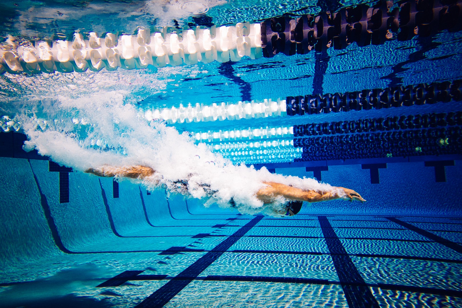 Pronađite bazen i zaplivajte